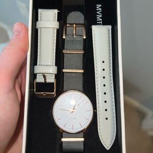 MVMT watch and additional watch band